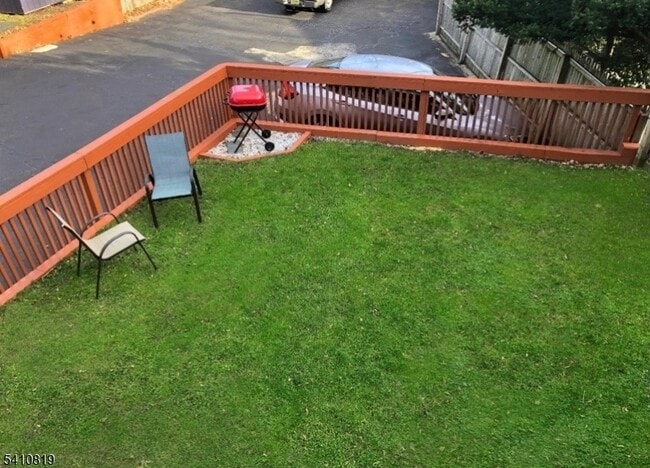 Building Photo - 821 Bloomfield Ave