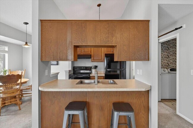Building Photo - 4870 Foxfire Trail