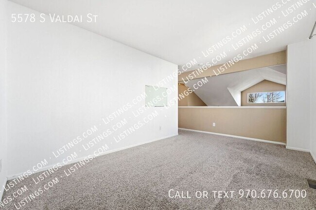 Building Photo - 5578 S Valdai St