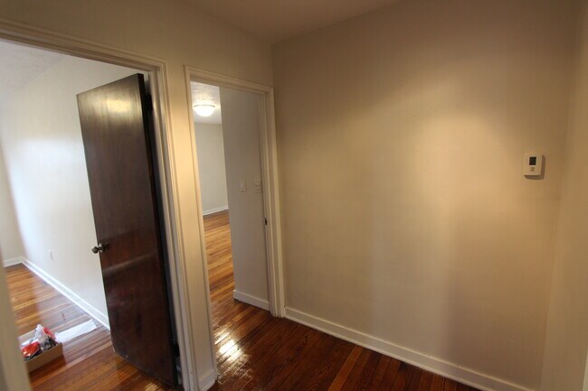 Building Photo - 4511 Main St