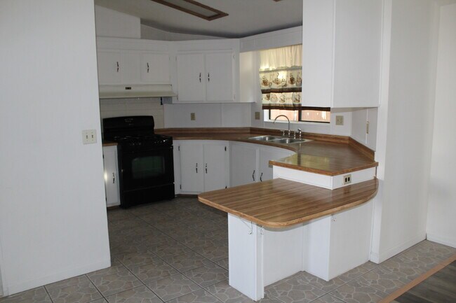 Building Photo - 31769 Vía Cordova