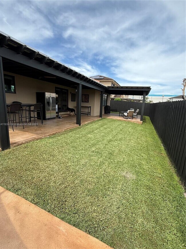 Building Photo - 13232 SW 274th Terrace