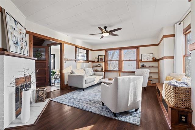 Building Photo - 504 W Seerley Blvd