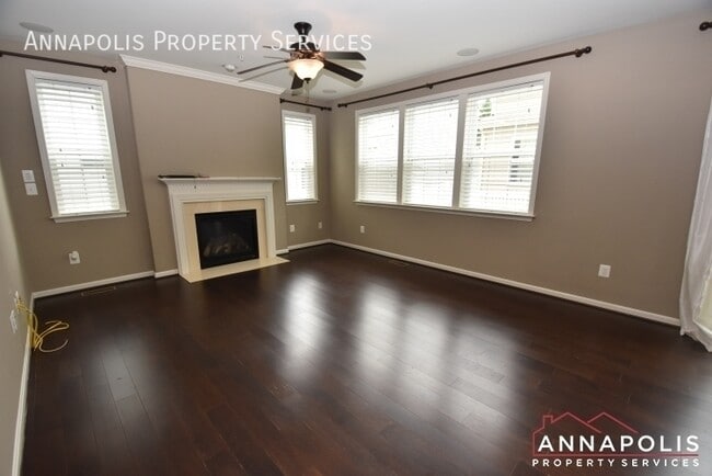 Building Photo - 402 St Martins Choice Ln