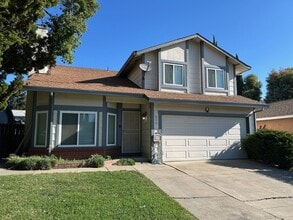 Building Photo - AVAILABLE NOW!!!
