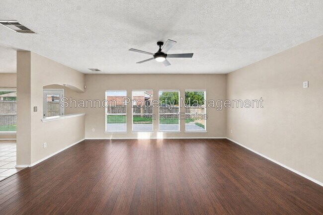 Building Photo - 18810 Lantern Cove Ln