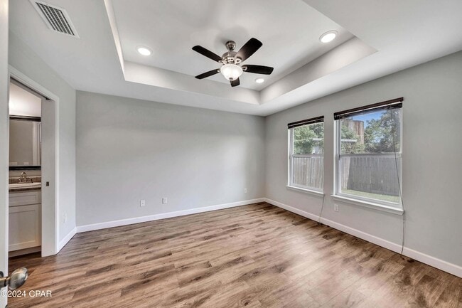 Building Photo - 205 Woodlawn Ct