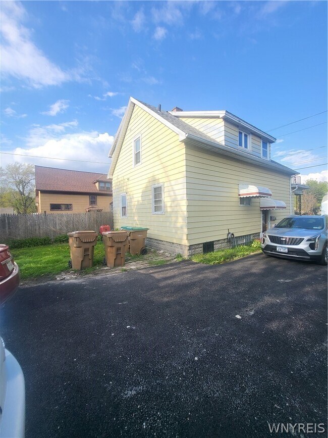 Building Photo - 1368 Harlem Rd