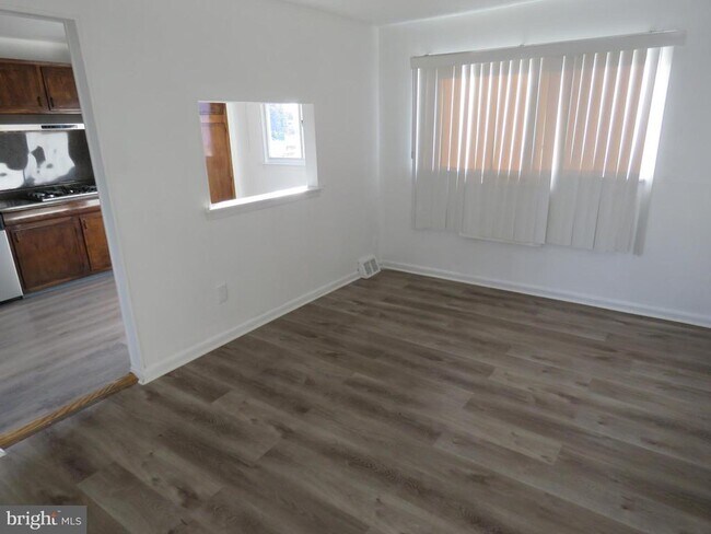 Building Photo - 3712 Mechanicsville Pl