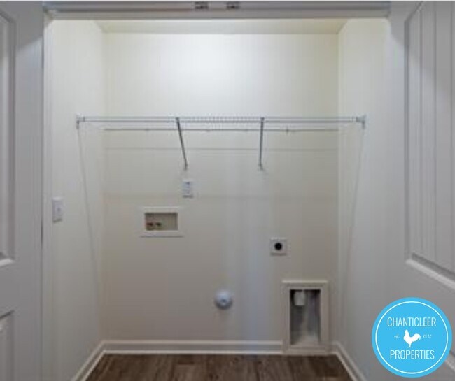 Building Photo - 10 Rochambeau Ct