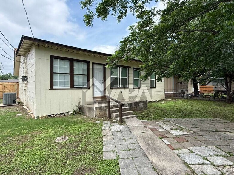 Building Photo - 118 Gaskin Dr