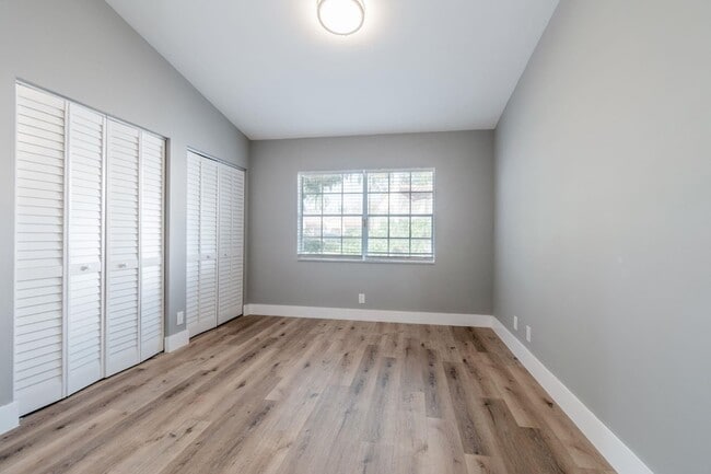 Building Photo - 1579 Springside Dr