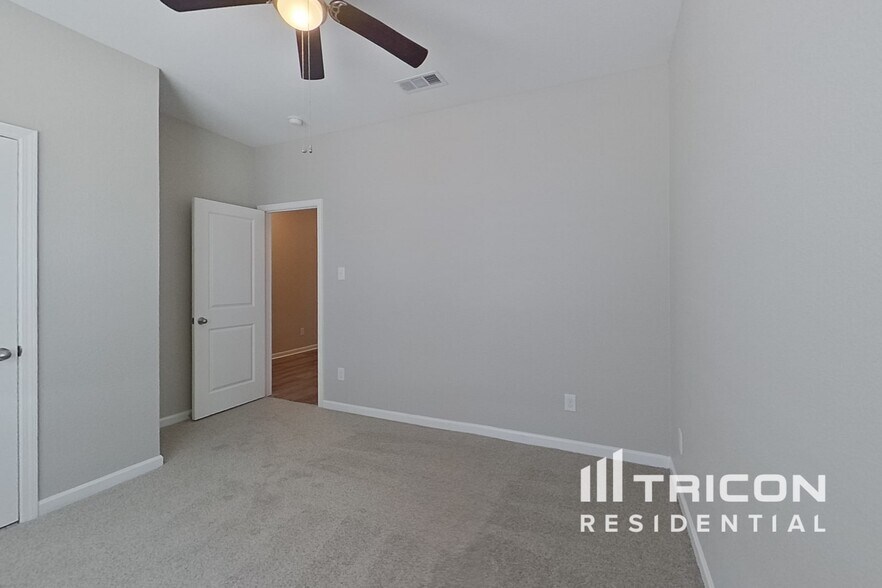 Building Photo - 5328 Stone Meadow Ln