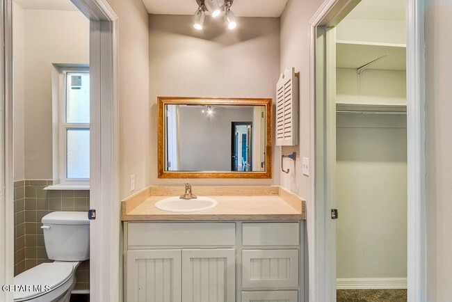 Building Photo - 9208 Shaver Dr