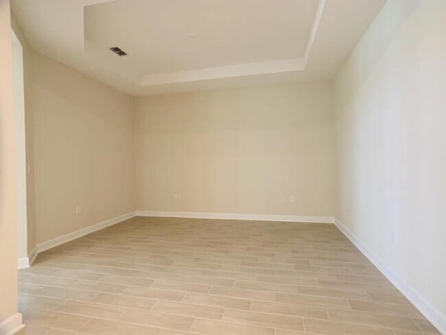 Building Photo - 2775 Norway Maple Ct