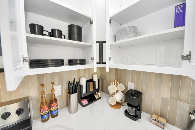 Building Photo - 3907 Maggie St