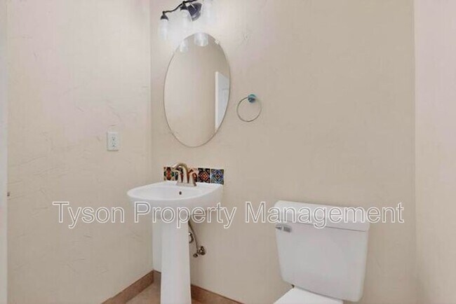 Building Photo - 10332 Calle Hermosa Pl NW