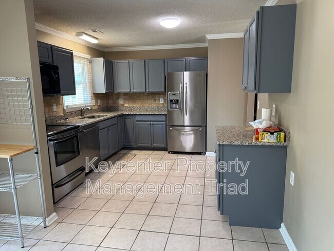Building Photo - 307 Mt Olive Dr
