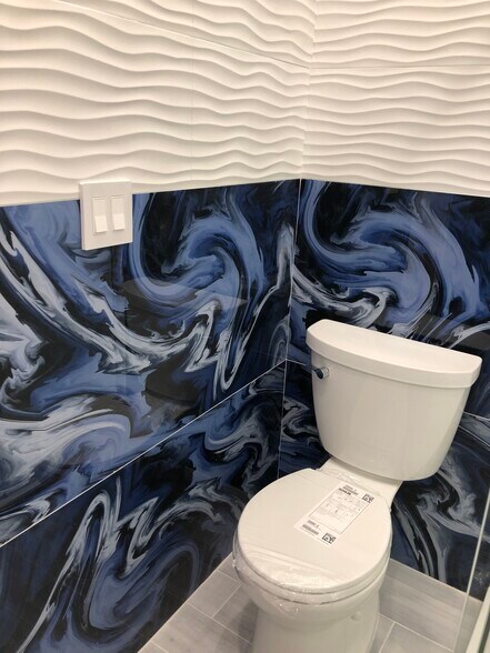 Building Photo - 203 Avenue Z