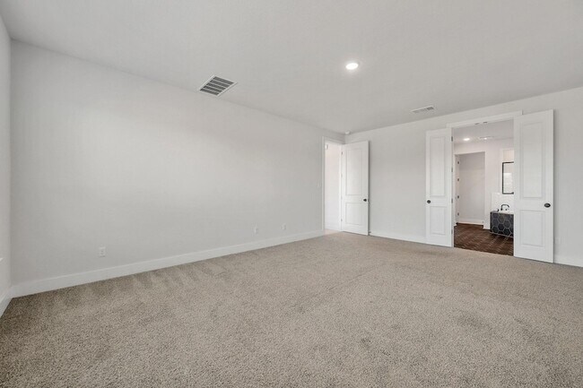 Building Photo - 957 Arrowhead Ranch Blvd