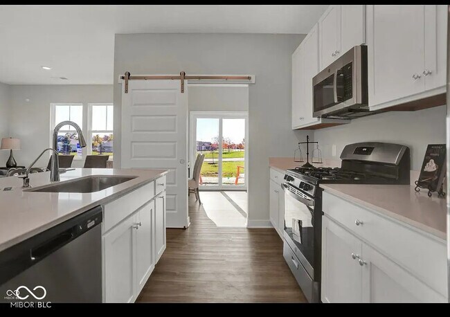 Building Photo - 15243 Farrington Rd