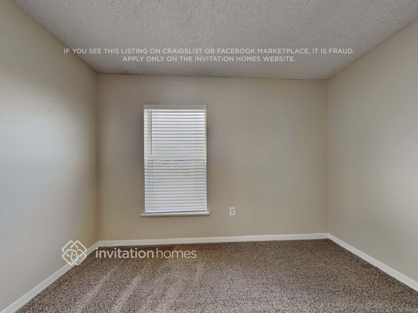 Building Photo - 1800 Brookshire Cir