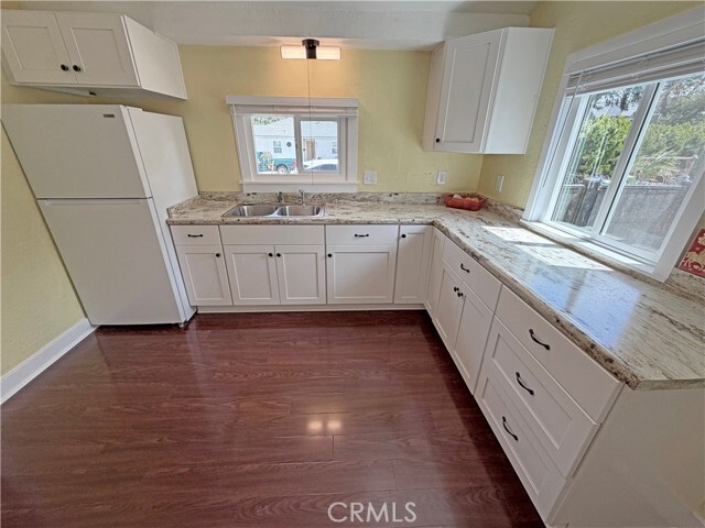 Building Photo - 810 Pine St