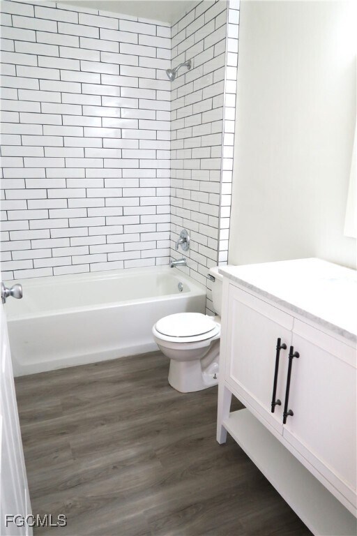 Building Photo - 2309 SE 5th Pl