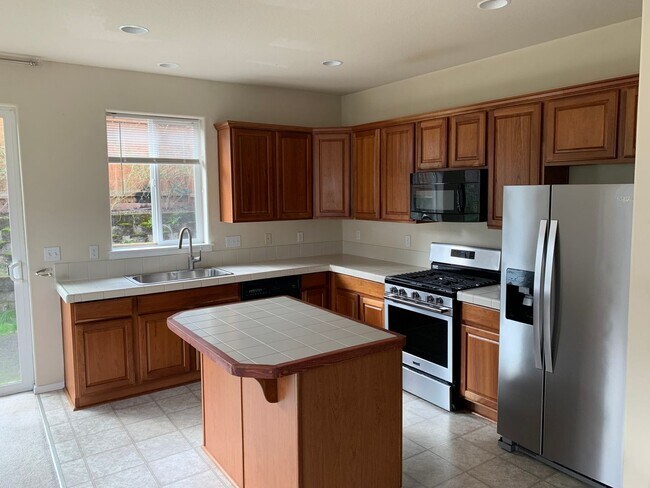 Building Photo - Charming 3BD | 2.5BA Townhome | Vintage Creek Community | Sherwood