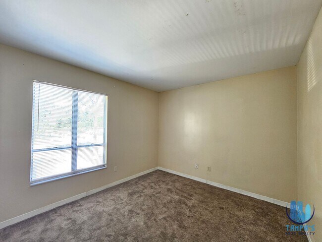 Building Photo - 7602 W Powhatan Ave