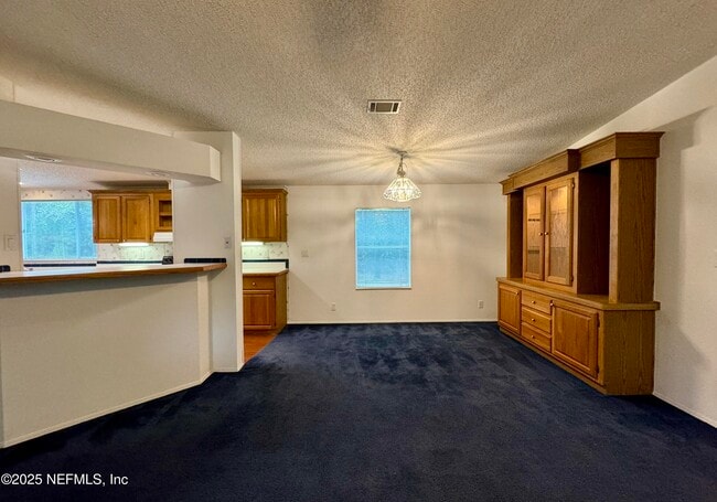 Building Photo - 149 Aster Ave