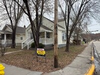 Building Photo - 2200 Ozark St