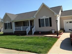 Primary Photo - For Rent: Beautiful 3BR/2BA Home in Graham...