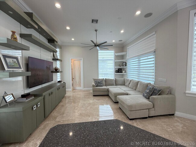 Building Photo - 7750 NW 120th Dr