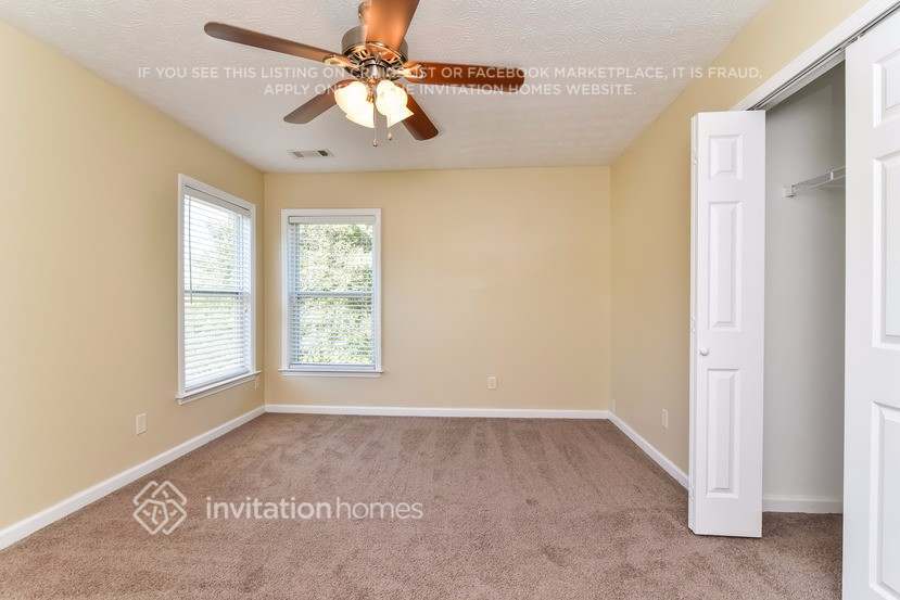 Building Photo - 3390 Cooper Woods Dr