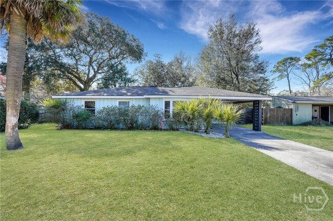 Building Photo - 2337 Shirley Dr