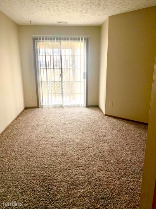 Building Photo - 6601 Reflections Dr