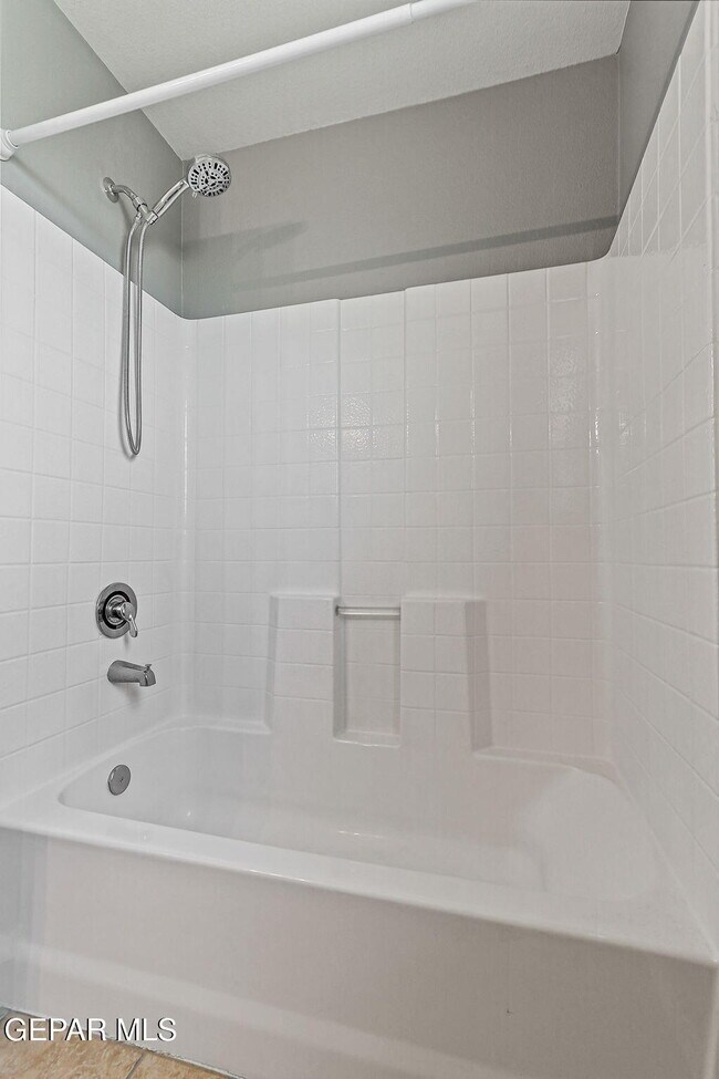 Building Photo - 14260 Bluesky Point Ct