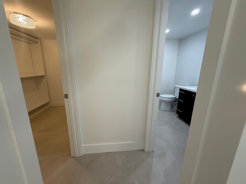 Building Photo - 1762 SW 131st Place Cir S