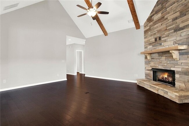 Building Photo - 309 Trappers Bluff