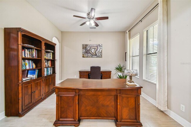 Building Photo - 10627 Mistflower Ln
