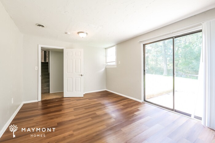 Building Photo - 12 Woodleigh Dr