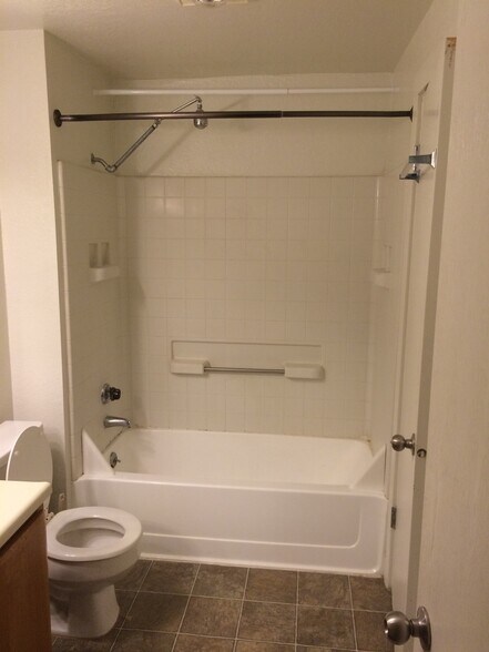 Building Photo - 16817 Larch Way