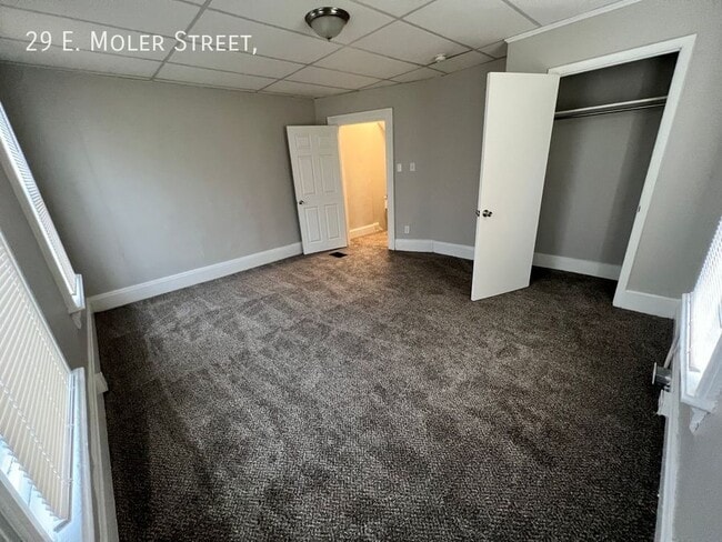 Building Photo - 29 E Moler St