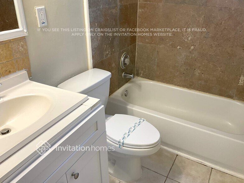 Building Photo - 508 Zinnia Dr