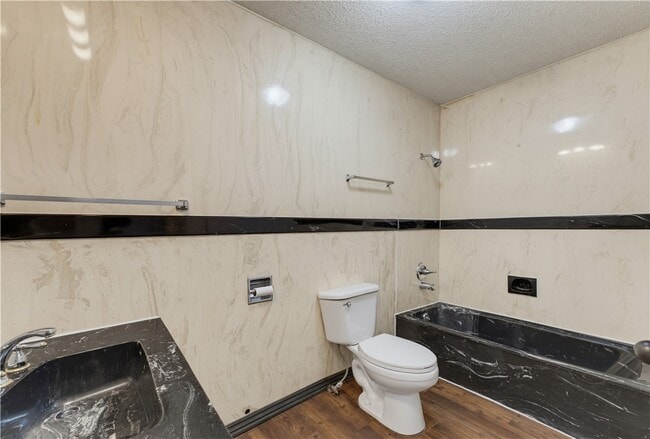Building Photo - 202 3rd Ave SW
