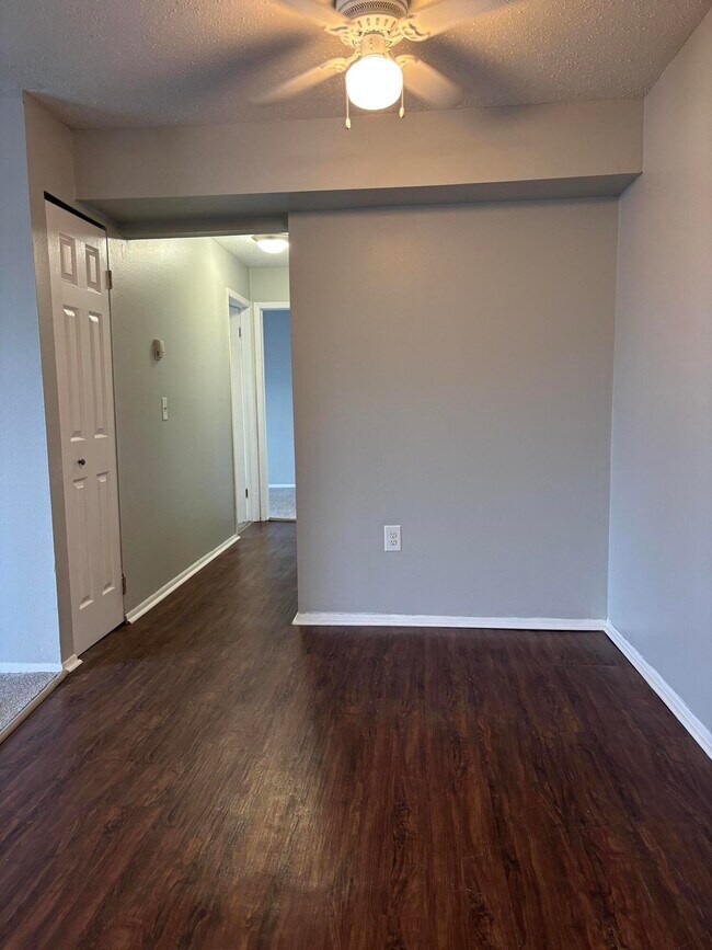 Building Photo - 157 Canfield St