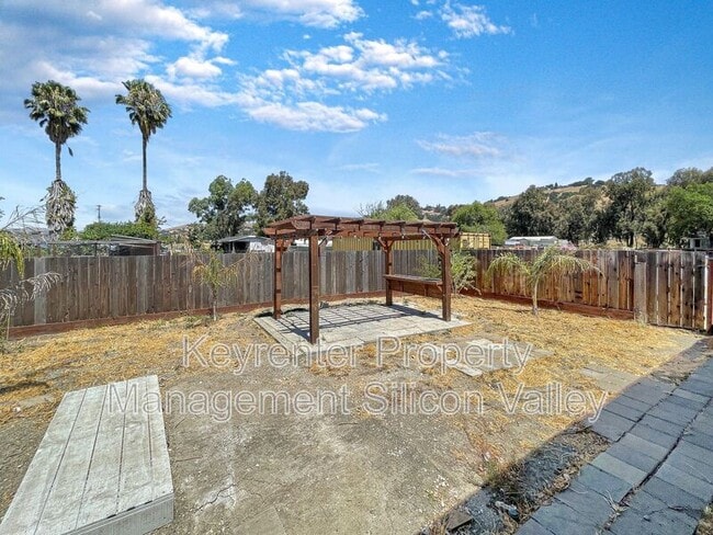 Building Photo - 15928 Foothill Ave