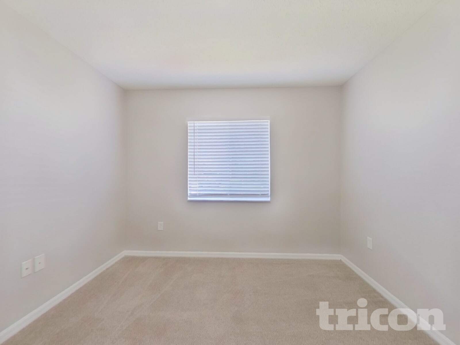 Building Photo - 7956 Floradora Dr
