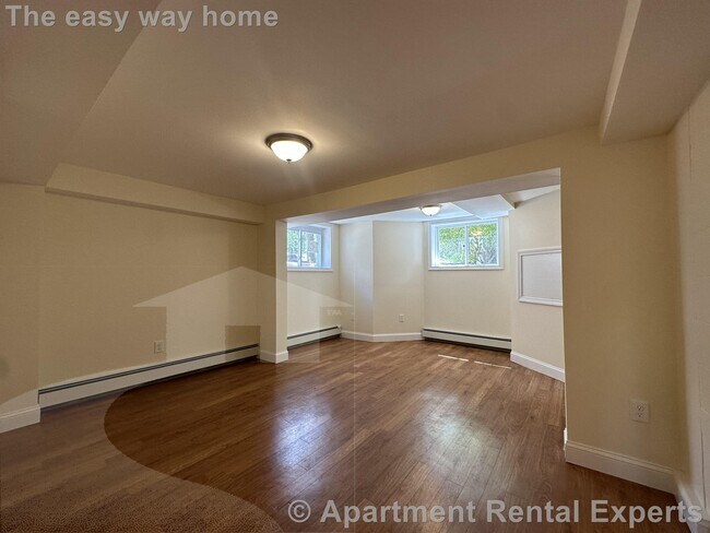 Building Photo - 381 Harvard St